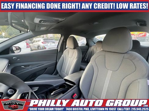 Used 2021 Hyundai Elantra SE FWD image 10
