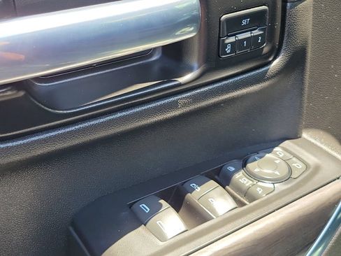 Used 2022 Chevrolet Silverado 2500 LTZ w/ LTZ Plus Package AWD/4WD image 27