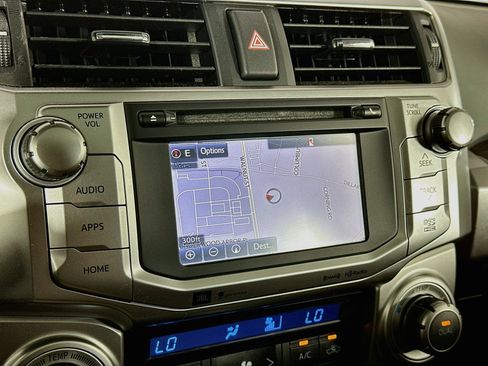 Used 2017 Toyota 4Runner Limited AWD/4WD image 22