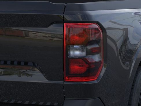 New 2025 Ford Maverick XLT w/ Black Appearance Package image 22