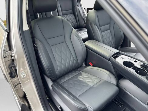 Used 2019 Lexus RX 350 AWD w/ Navigation Package image 29