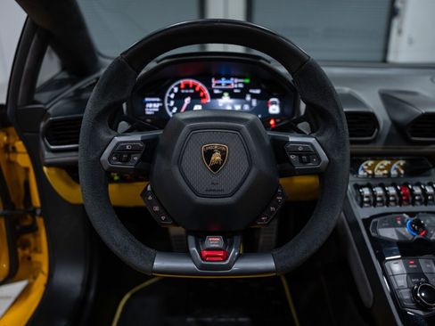 Used 2016 Lamborghini Huracan LP 610-4 image 48