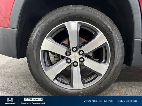 Used 2018 Chevrolet Traverse LT AWD/4WD image 10