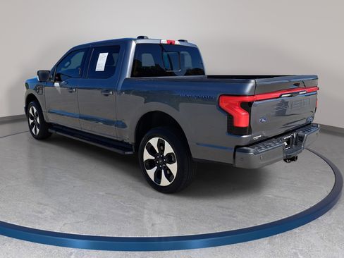 Used 2023 Ford F150 Lightning Platinum AWD/4WD image 8