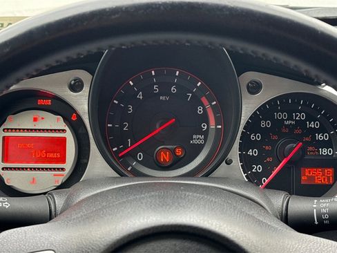 Used 2009 Nissan 370Z Touring w/ Sport Pkg image 20