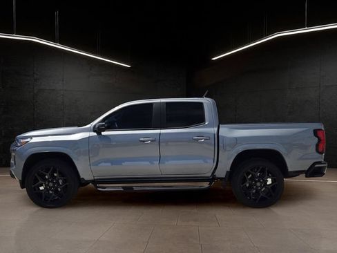 Used 2024 Chevrolet Colorado LT w/ LT Convenience Package RWD image 4