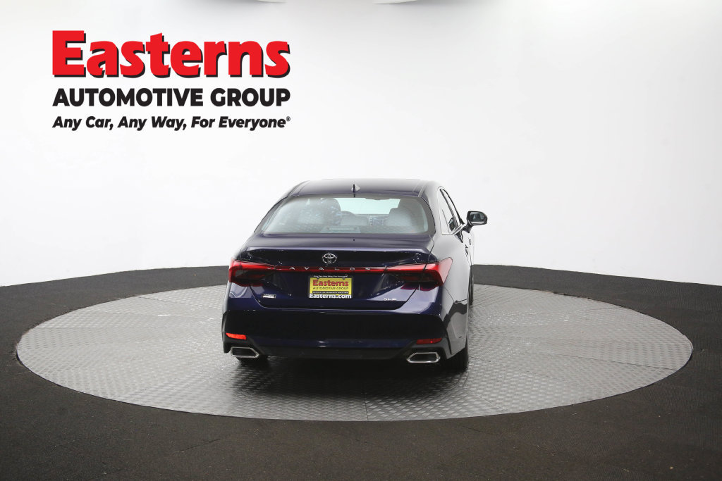 Used 2022 Toyota Avalon XLE w/ Moonroof Package FWD image 40