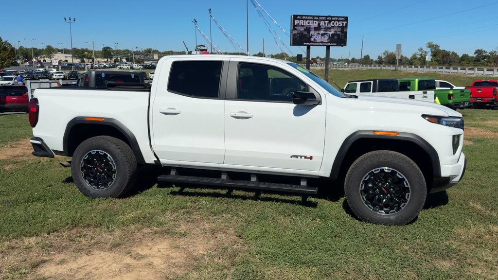 Used 2026 GMC Canyon AT4 AWD/4WD image 8