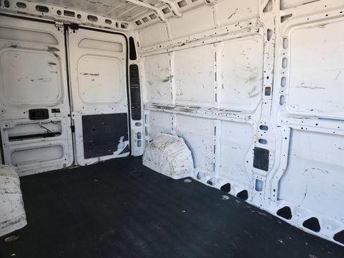 Used 2021 RAM ProMaster 2500 image 11