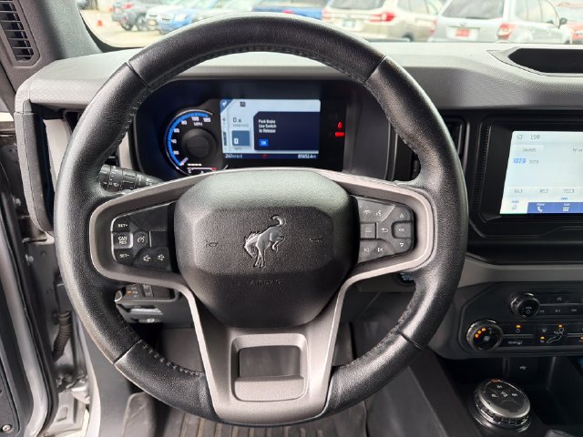 Used 2022 Ford Bronco Black Diamond AWD/4WD image 9