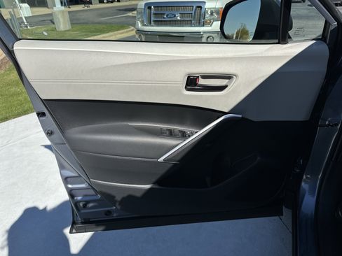 Certified 2026 Toyota Corolla Cross L image 14