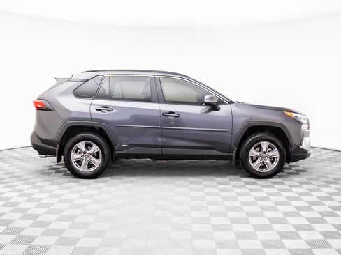 Used 2025 Toyota RAV4 LE image 7