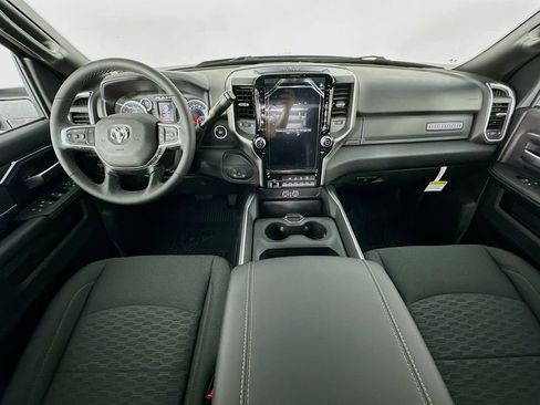 New 2026 RAM 2500 Big Horn AWD/4WD image 9