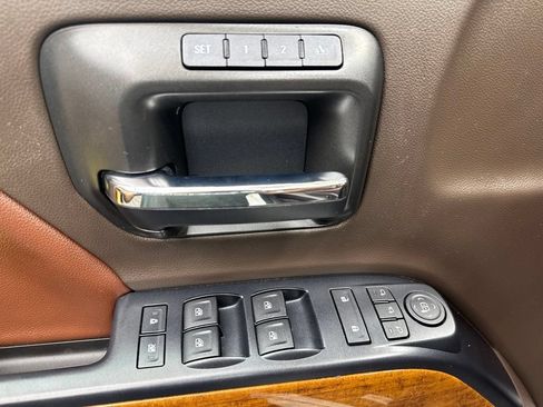 Used 2016 Chevrolet Silverado 2500 High Country AWD/4WD image 30