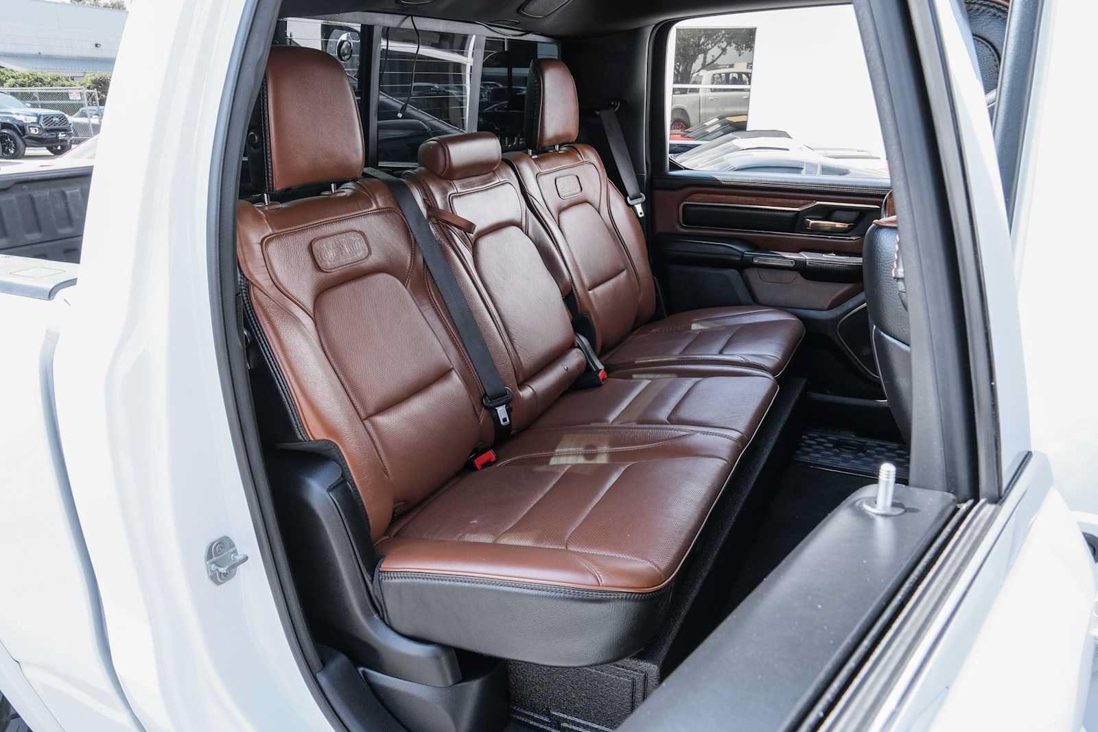 Used 2020 RAM 1500 Limited AWD/4WD image 34