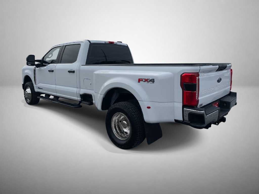 Used 2023 Ford F350 XL w/ 360-Degree Camera Package AWD/4WD image 5