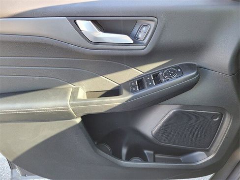 New 2025 Ford Escape SE image 47