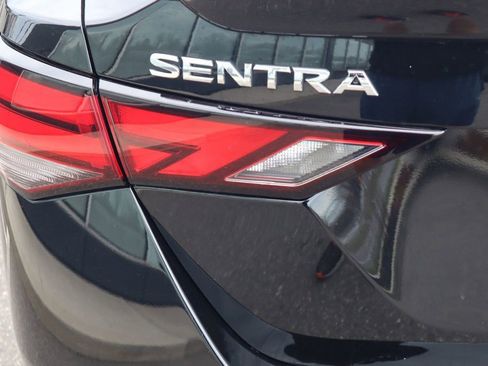 Certified 2024 Nissan Sentra SR FWD image 28