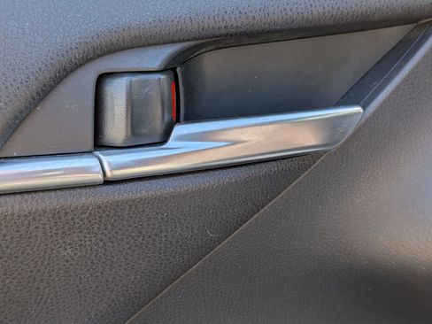 Used 2018 Toyota Camry LE image 13