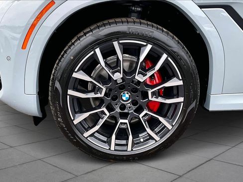 New 2026 BMW X6 xDrive40i w/ Premium Package image 11