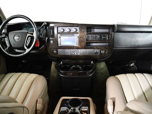 Used 2013 GMC Savana 1500 AWD image 21