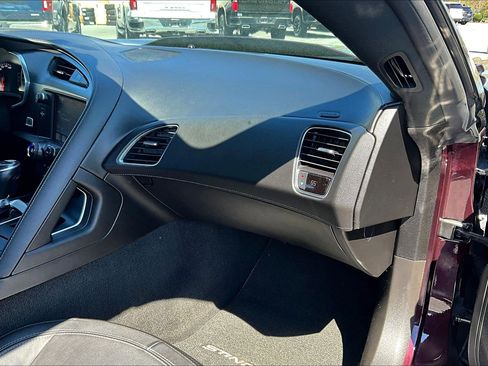 Used 2017 Chevrolet Corvette Stingray Coupe w/ Carbon Flash Badge Package image 17