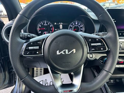 Certified 2024 Kia Forte GT-Line image 17