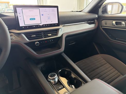 New 2026 Ford Explorer ST-Line AWD/4WD image 25