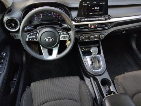 Used 2021 Kia Forte LXS FWD image 22