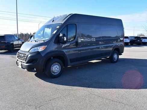 New 2025 RAM ProMaster 3500 w/ Convenience Group image 3