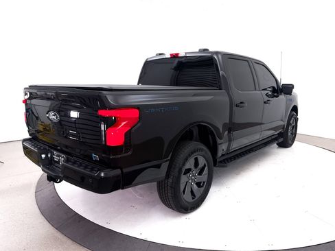 Used 2025 Ford F150 Lightning Flash AWD/4WD image 18