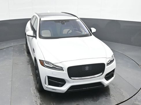 Used 2017 Jaguar F-PACE R-Sport image 38