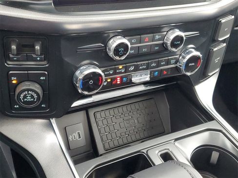 New 2025 Ford F150 Platinum w/ Equipment Group 702A High image 23