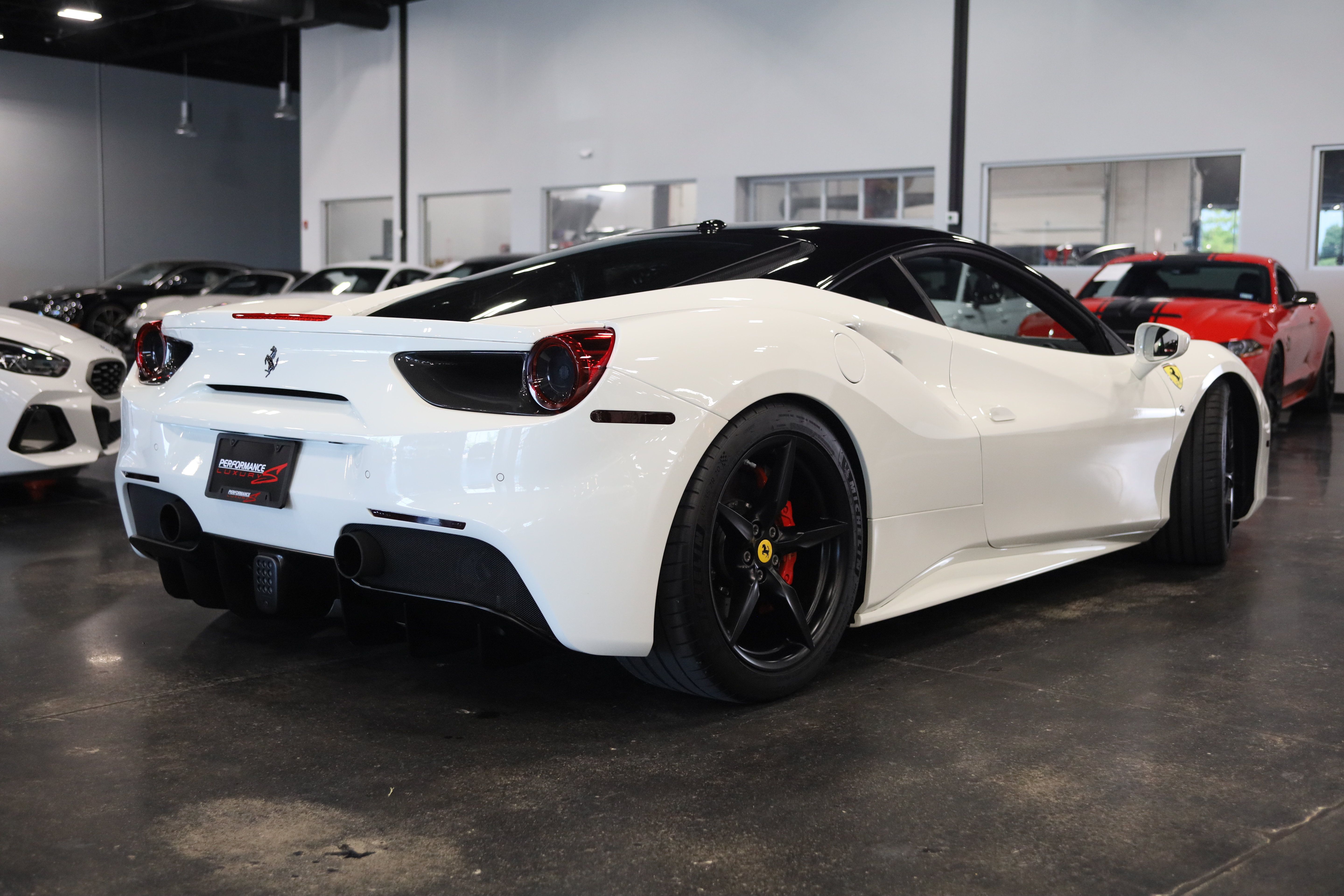 Used 2016 Ferrari 488 GTB RWD image 8
