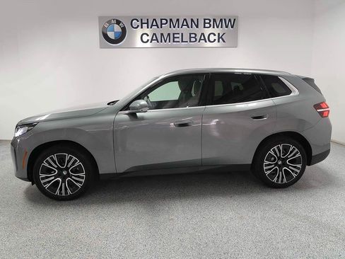 Used 2026 BMW X3 xDrive30i w/ Premium Package AWD/4WD image 3
