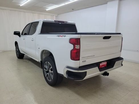 Used 2023 Chevrolet Silverado 1500 LT AWD/4WD image 8