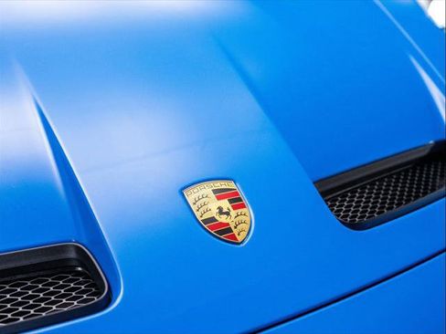 Used 2022 Porsche 911 GT3 image 13