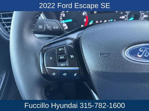 Used 2022 Ford Escape SE w/ Convenience Package image 17