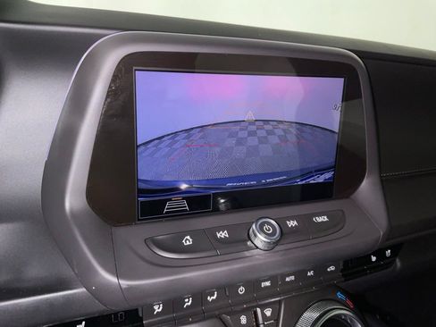 Used 2020 Chevrolet Camaro LT RWD image 22