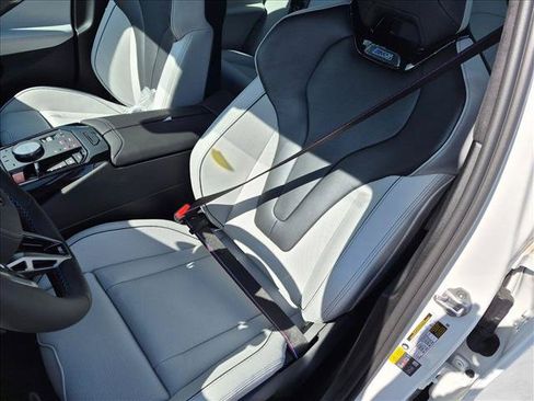 New 2027 BMW M5 Touring AWD/4WD image 3