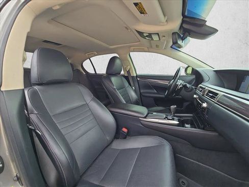 Used 2018 Lexus GS 350 w/ Preferred Accessory Package RWD image 21
