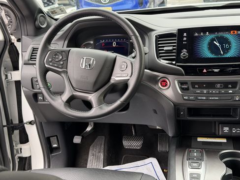 Certified 2023 Honda Passport EX-L image 16