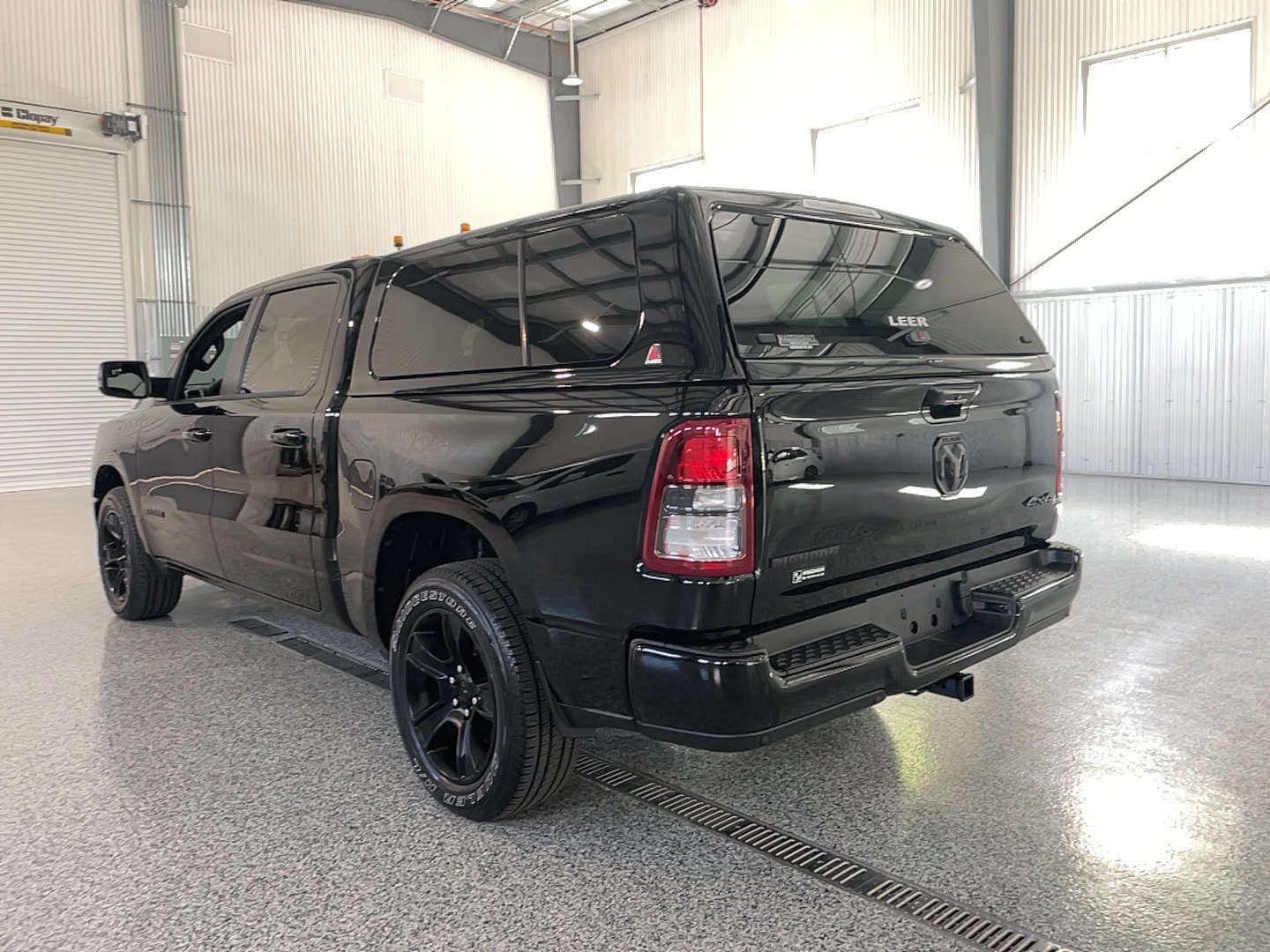 Used 2023 RAM 1500 Big Horn AWD/4WD image 16