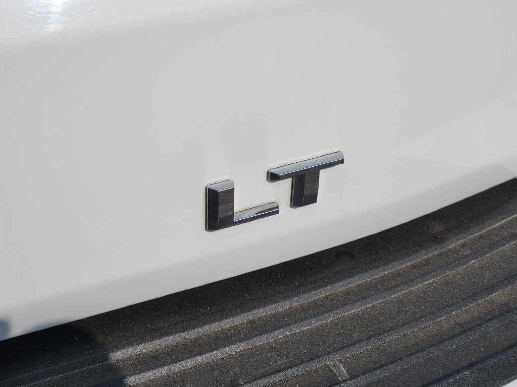 Used 2025 Chevrolet Tahoe LT RWD image 9