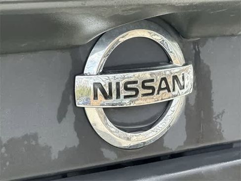 Used 2017 Nissan Frontier SV w/ SV Value Truck Package image 15