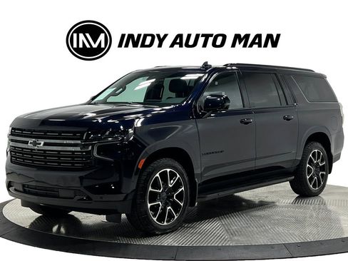 Used 2022 Chevrolet Suburban RST w/ Luxury Package image 8