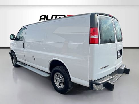 Used 2023 Chevrolet Express 2500 Work Van w/ Driver Convenience Package image 5