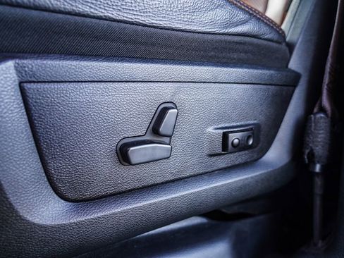 Used 2022 RAM 2500 Limited image 29