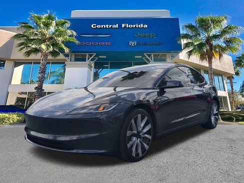 Used 2024 Tesla Model 3 Standard Range RWD image 9