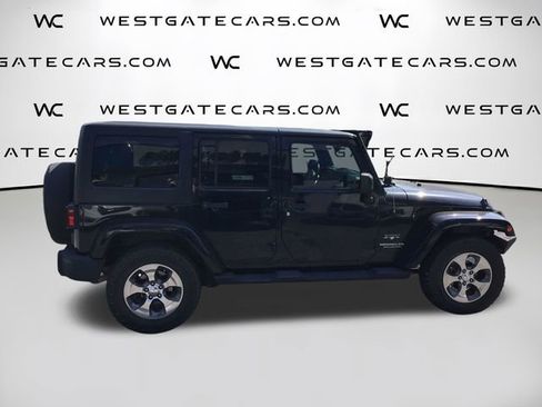 Used 2016 Jeep Wrangler Unlimited Sahara AWD/4WD image 11